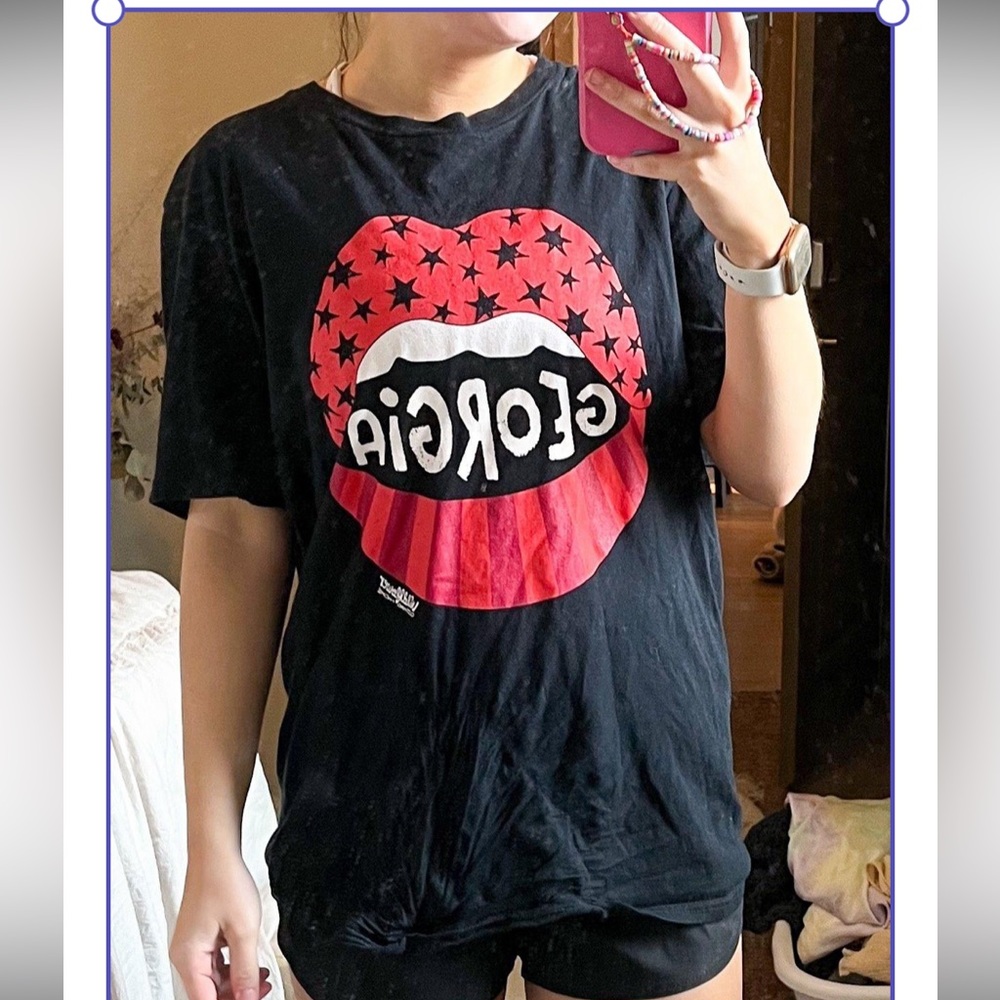 Vintage Retro UGA Georgia Bulldogs Boutique Tshirt